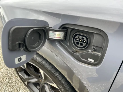 Vehicle Thumbnail 26