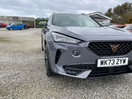 Vehicle Thumbnail 28