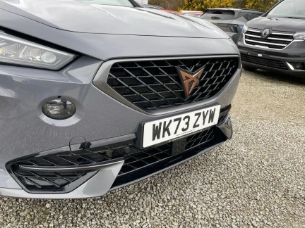 Vehicle Thumbnail 29