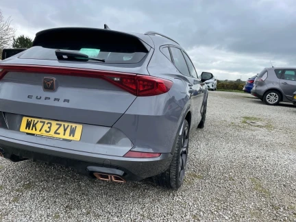 Vehicle Thumbnail 34