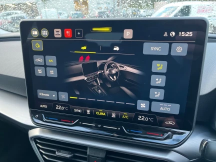 Vehicle Thumbnail 12