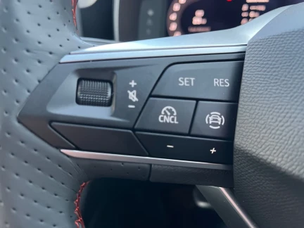 Vehicle Thumbnail 18