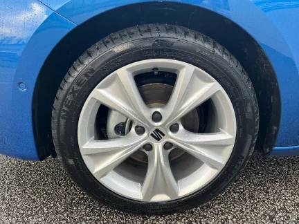 Vehicle Thumbnail 21