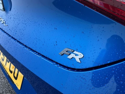 Vehicle Thumbnail 26