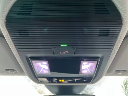 Vehicle Thumbnail 38