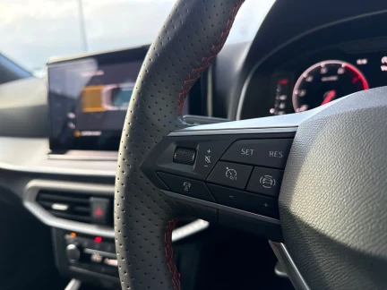 Vehicle Thumbnail 19