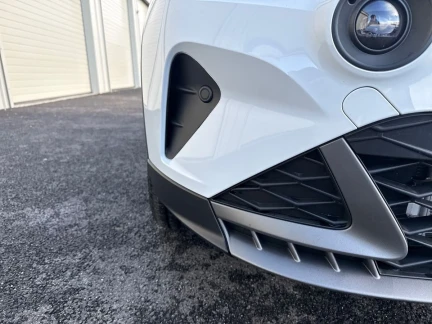 Vehicle Thumbnail 34