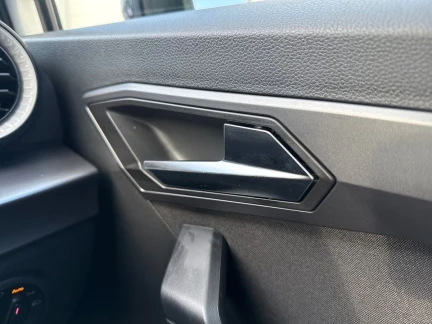 Vehicle Thumbnail 40