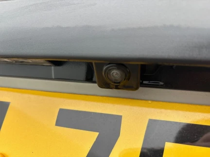 Vehicle Thumbnail 22