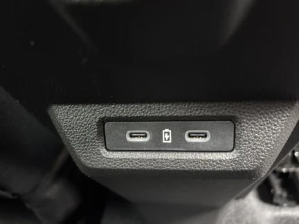 Vehicle Thumbnail 26