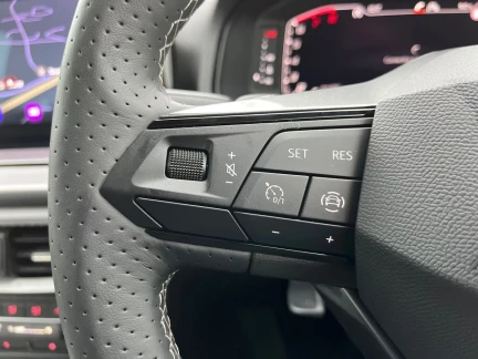 Vehicle Thumbnail 19