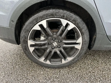 Vehicle Thumbnail 24