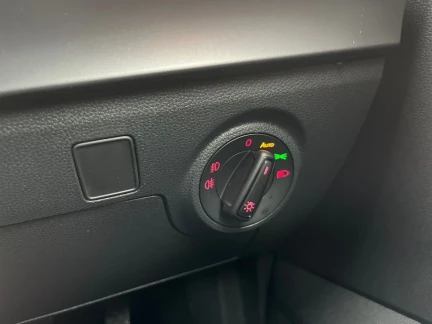 Vehicle Thumbnail 35