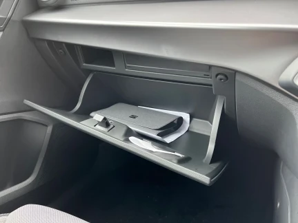 Vehicle Thumbnail 41