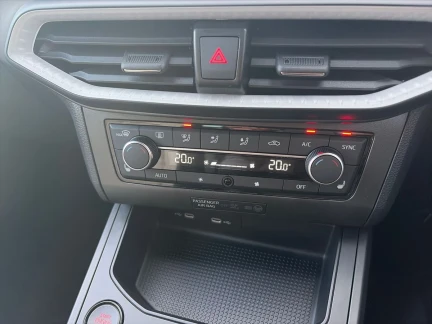 Vehicle Thumbnail 13