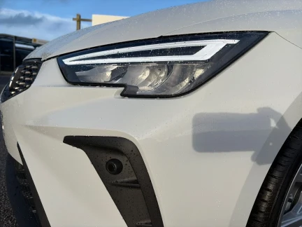 Vehicle Thumbnail 22