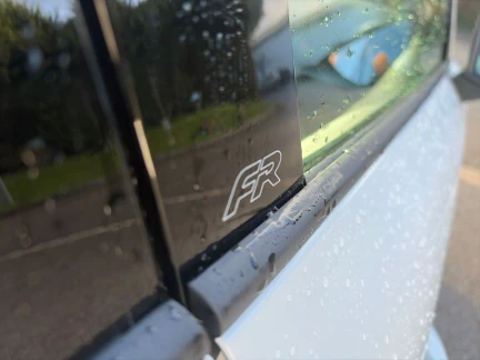 Vehicle Thumbnail 24