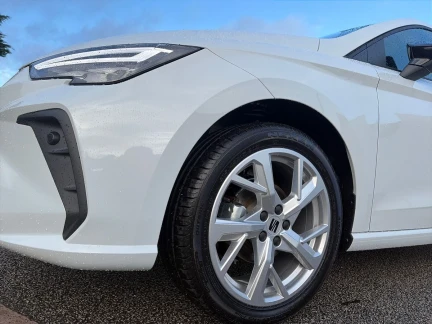 Vehicle Thumbnail 35