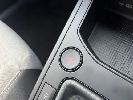 Vehicle Thumbnail 38