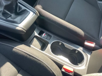 Vehicle Thumbnail 12