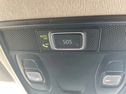 Vehicle Thumbnail 34