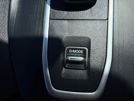 Vehicle Thumbnail 40