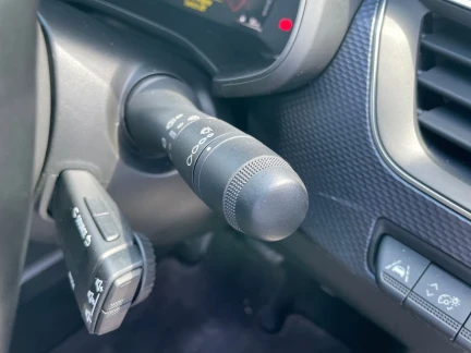 Vehicle Thumbnail 40