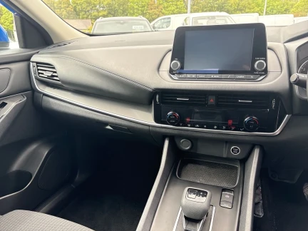 Vehicle Thumbnail 12