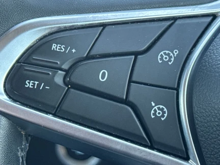 Vehicle Thumbnail 19