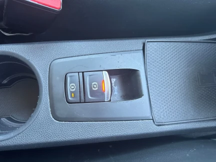 Vehicle Thumbnail 28
