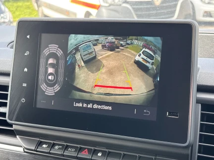 Vehicle Thumbnail 17