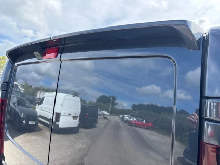 Vehicle Thumbnail 27