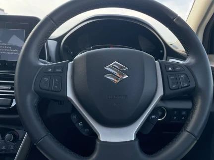 Vehicle Thumbnail 19