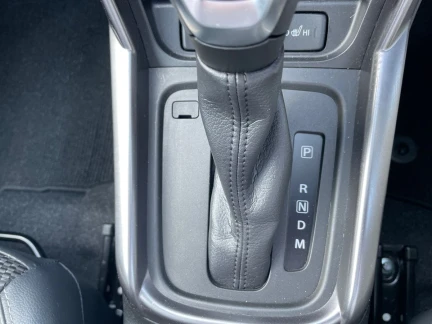Vehicle Thumbnail 25
