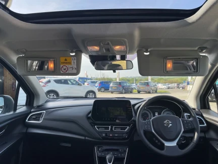 Vehicle Thumbnail 34