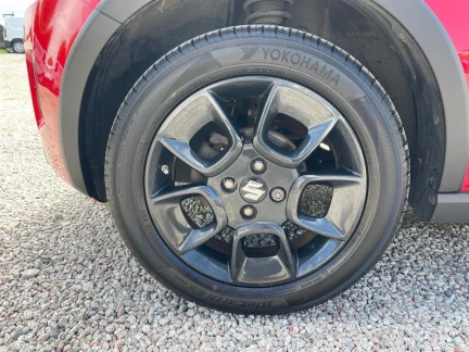 Vehicle Thumbnail 28