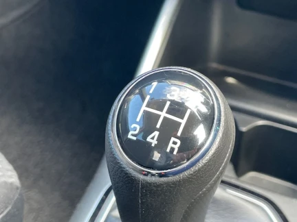 Vehicle Thumbnail 35