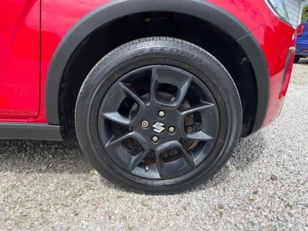 Vehicle Thumbnail 6