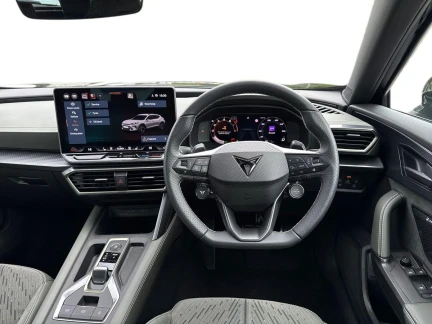 Vehicle Thumbnail 8
