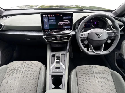 Vehicle Thumbnail 9