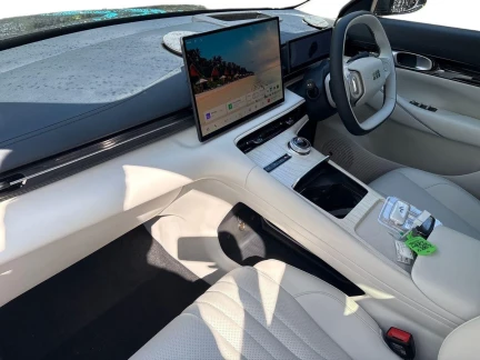 Vehicle Thumbnail 20