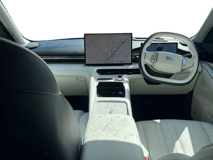 Vehicle Thumbnail 19