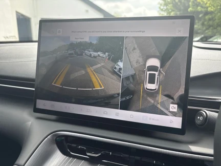 Vehicle Thumbnail 28