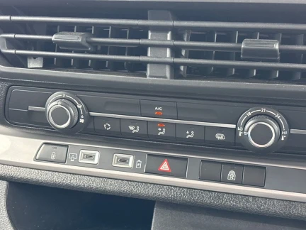 Vehicle Thumbnail 13