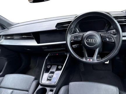 Vehicle Thumbnail 10