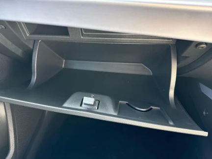 Vehicle Thumbnail 29