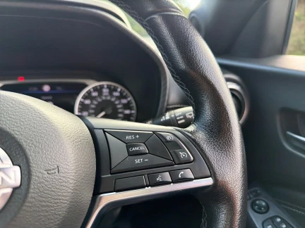 Vehicle Thumbnail 27