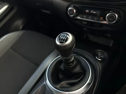 Vehicle Thumbnail 28