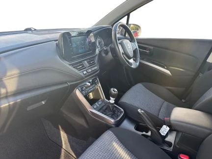 Vehicle Thumbnail 10