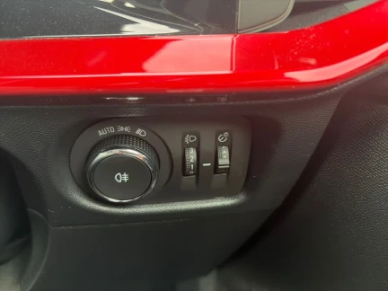 Vehicle Thumbnail 28